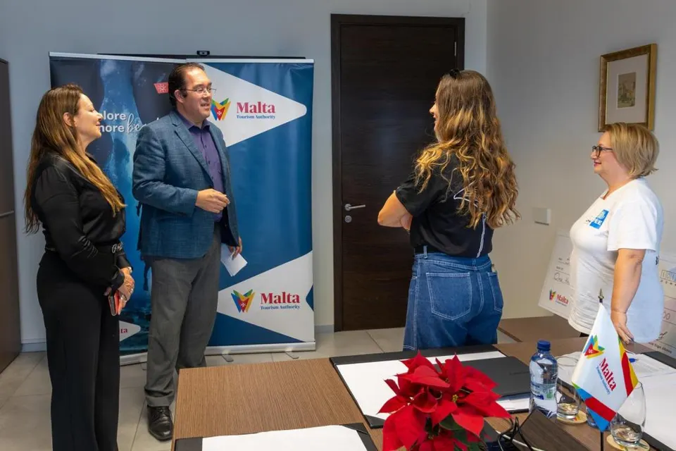 MTA Donates Diving Award Prize Money to Environmental NGOs